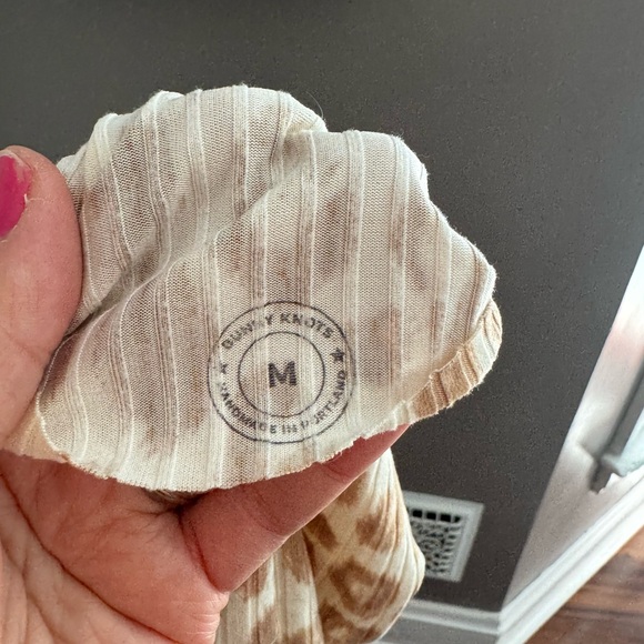 Leopard Bunny Knot - Picture 3 of 3